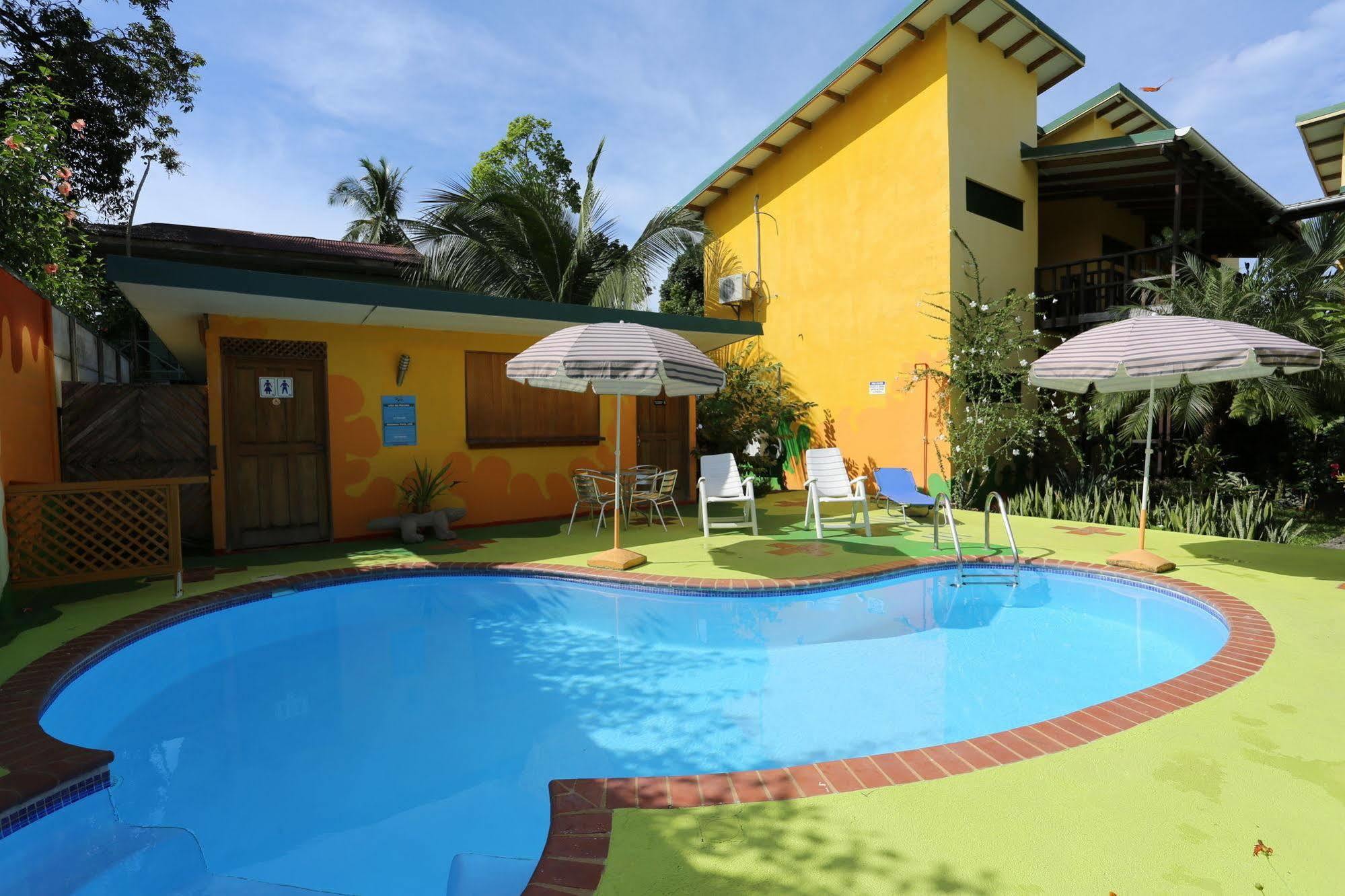 Hotel Boutique La Casa De Las Flores Cahuita Eksteriør bilde